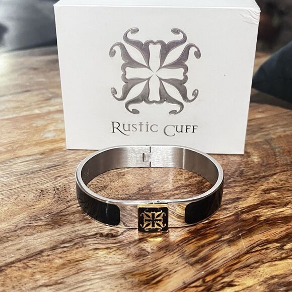 Rustic Cuff Black Silver Enamel Magnetic Hinged Bracelet Small/Medium - Picture 1 of 5